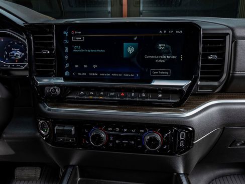 Used 2025 Chevrolet Silverado 1500 LT Trail Boss w/ LT Trail Boss Premium Package image 22