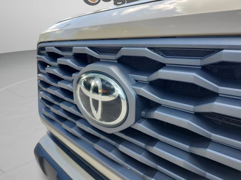 Used 2020 Toyota Tacoma TRD Off-Road AWD/4WD image 29