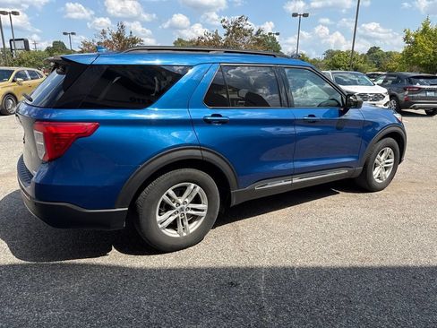 Used 2020 Ford Explorer XLT w/ Equipment Group 202A RWD image 12