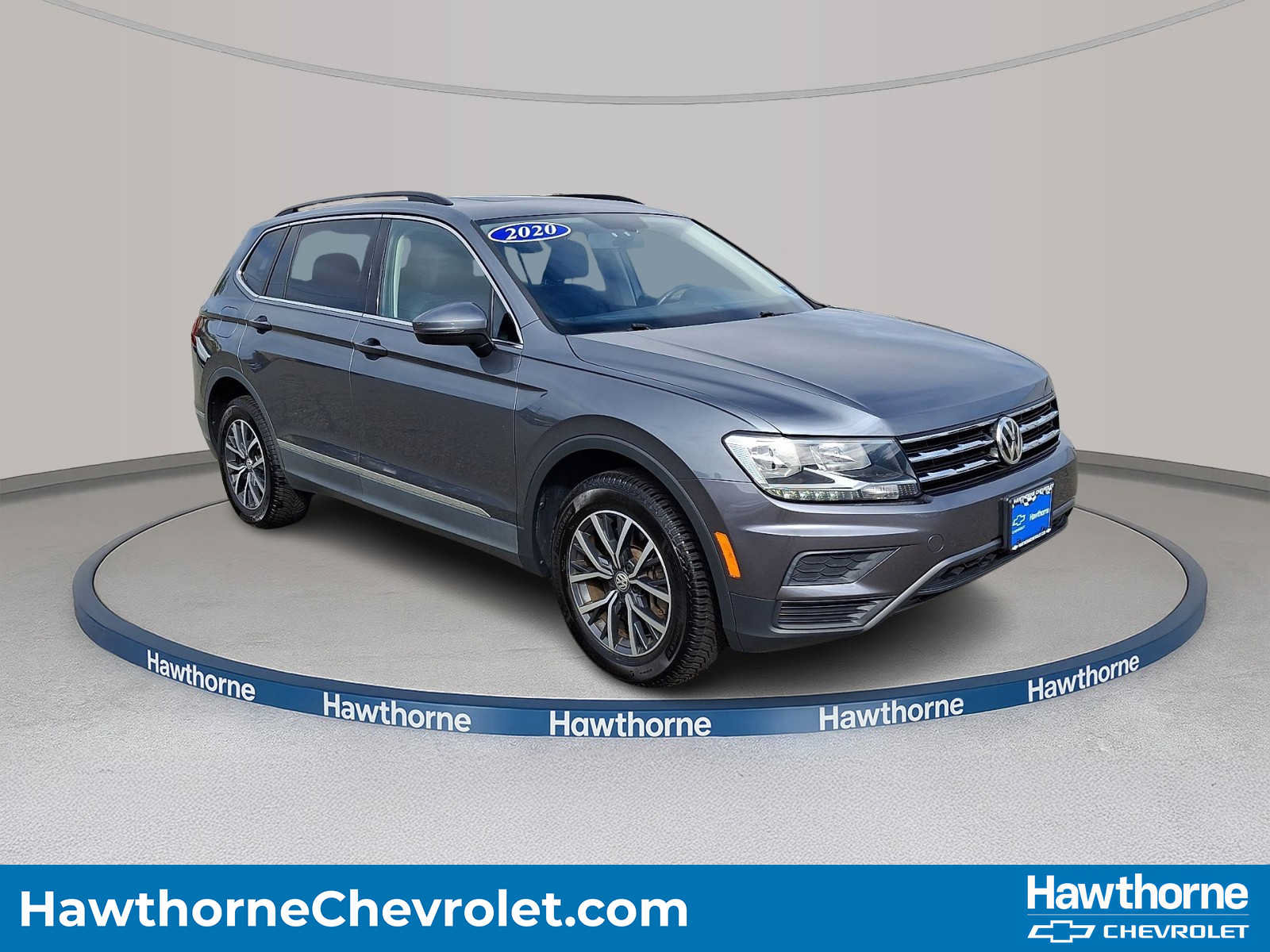 Used 2020 Volkswagen Tiguan SE w/ Panoramic Sunroof Package AWD/4WD image 1