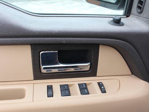 Used 2013 Ford F150 XLT w/ XLT Chrome Pkg AWD/4WD image 11