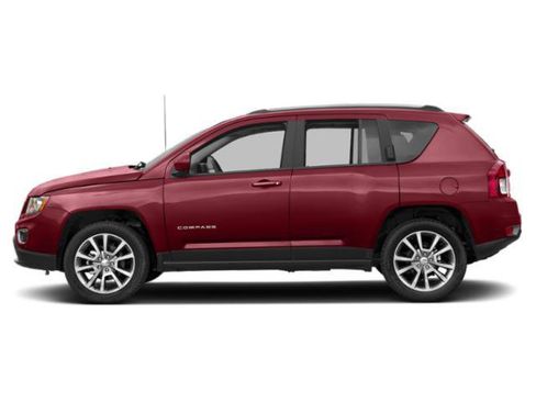Used 2015 Jeep Compass High Altitude FWD image 3