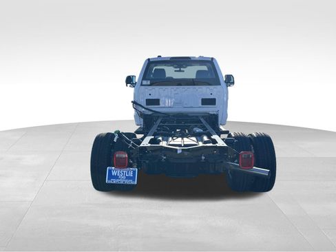 New 2026 Ford F350 XL w/ XL Chrome Package image 5