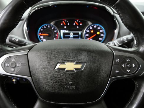 Used 2018 Chevrolet Traverse LT image 16