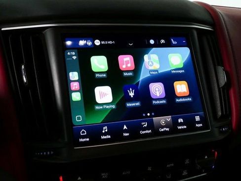 Certified 2022 Maserati Levante GT image 3