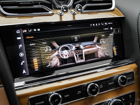 Used 2023 Bentley Bentayga Extended Wheelbase AWD/4WD image 78