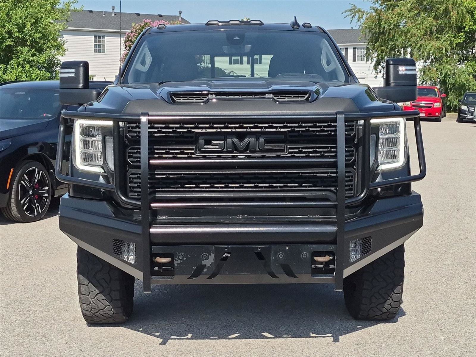 Used 2021 GMC Sierra 2500 Denali w/ Denali Black Diamond Edition AWD/4WD image 8