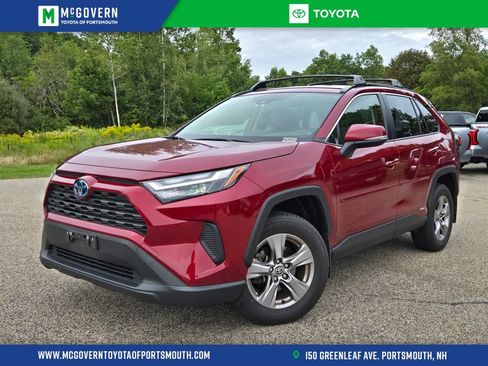 Used 2024 Toyota RAV4 XLE w/ Weather Package AWD/4WD image 1