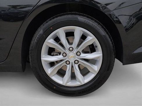 Used 2023 Chevrolet Malibu LT image 25