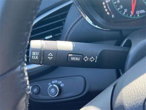 Certified 2022 Chevrolet Trax LT w/ LT Convenience Package image 24