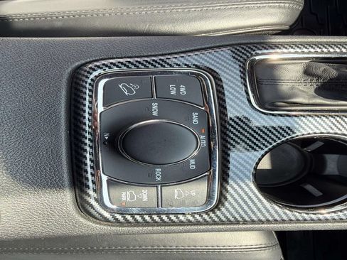 Used 2019 Jeep Grand Cherokee High Altitude AWD/4WD image 31