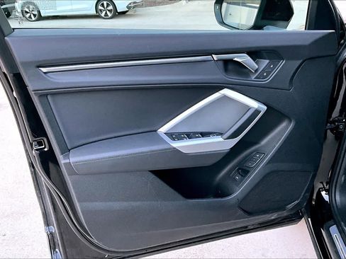 Used 2025 Audi Q3 2.0T Premium w/ Convenience Package image 20