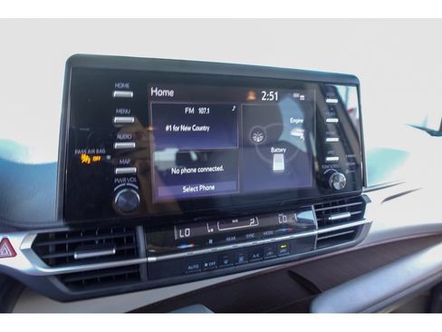 Certified 2021 Toyota Sienna LE FWD image 18