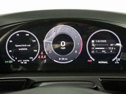 Used 2025 Porsche Cayenne Coupe image 22