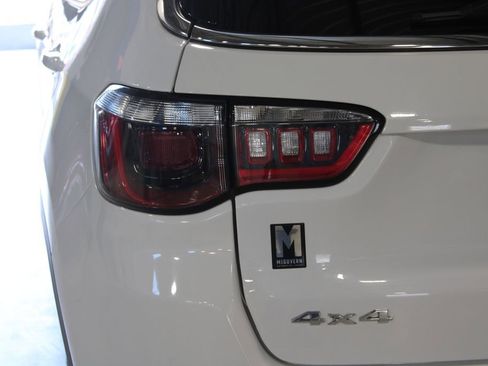 Used 2022 Jeep Compass Latitude w/ Convenience Group AWD/4WD image 38
