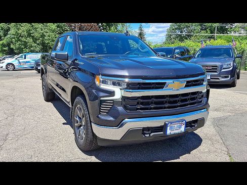 Certified 2023 Chevrolet Silverado 1500 LT AWD/4WD image 3