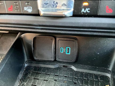 Used 2024 Ford Bronco Raptor w/ Interior Carbon Fiber Pack 6 image 26