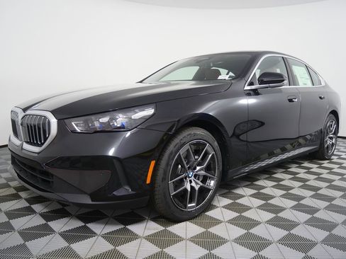 New 2026 BMW 530i image 7