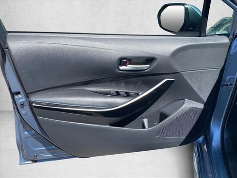 Used 2020 Toyota Corolla XSE FWD image 11