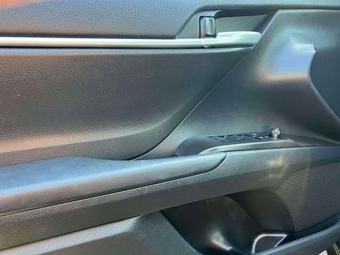 Certified 2023 Toyota Camry SE AWD/4WD image 19