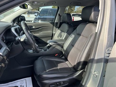 Used 2019 GMC Acadia SLT image 14