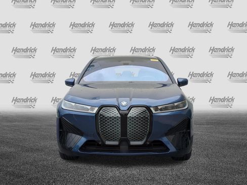 Used 2024 BMW iX xDrive50 w/ Premium Package AWD/4WD image 3