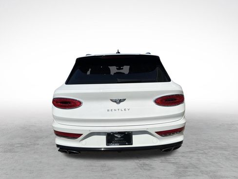 Used 2021 Bentley Bentayga AWD/4WD image 4