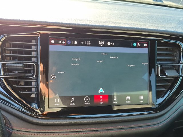 Used 2022 Dodge Durango R/T w/ Blacktop Package AWD/4WD image 23