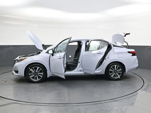Certified 2025 Nissan Versa SV w/ Trunk Package FWD image 46