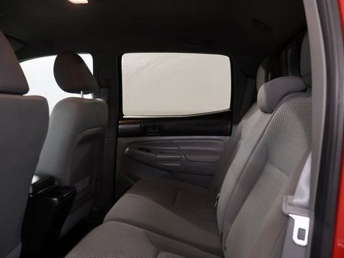 Used 2015 Toyota Tacoma PreRunner image 27