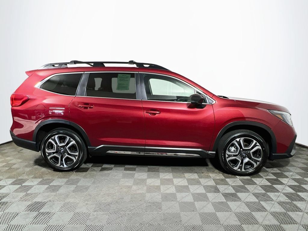 Used 2025 Subaru Ascent Limited w/ Popular Package #2 AWD/4WD image 8
