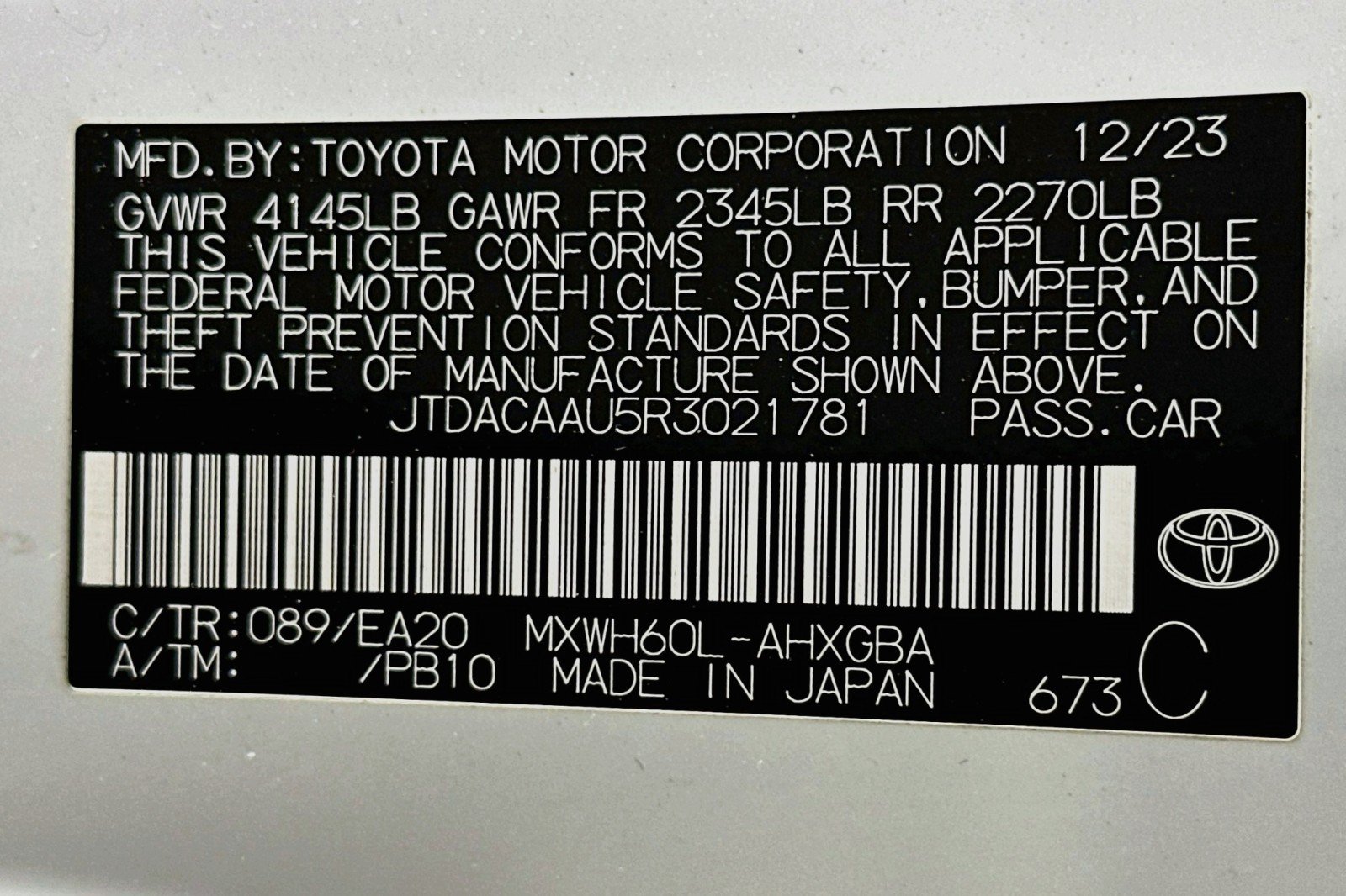 Used 2024 Toyota Prius XLE FWD image 24