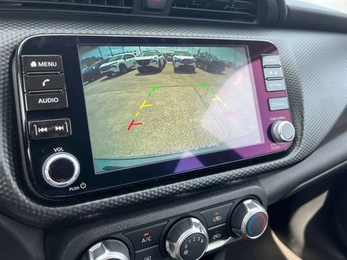 Used 2023 Nissan Kicks SV FWD image 18