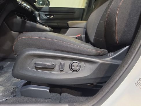 Used 2024 Honda CR-V Sport image 14