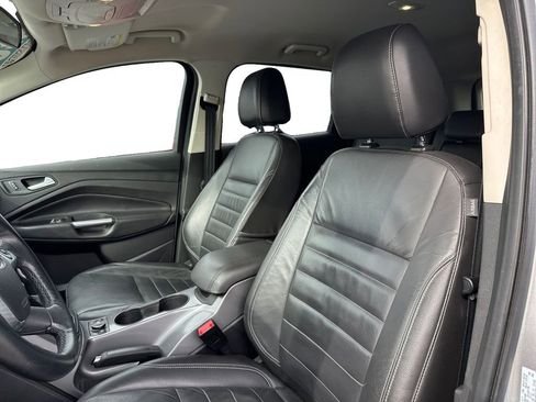 Used 2016 Ford Escape SE w/ SE Leather Comfort Package image 9