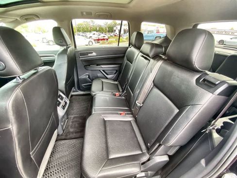 Used 2018 Volkswagen Atlas SEL AWD/4WD image 22