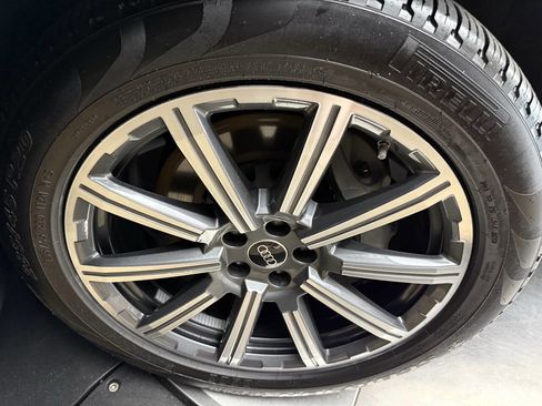 Used 2023 Audi Q7 2.0T Premium Plus w/ Premium Plus Package image 30