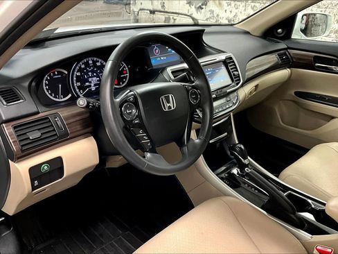 Used 2016 Honda Accord EX-L image 16