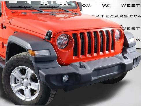 Used 2018 Jeep Wrangler Unlimited Sport S AWD/4WD image 45