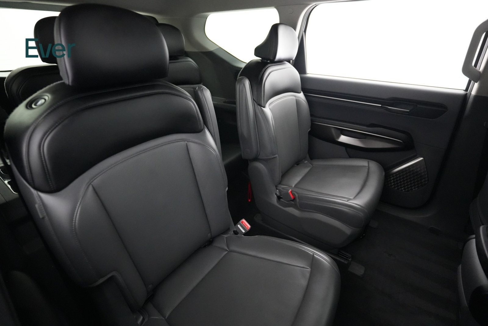 Used 2024 Kia EV9 Light Long Range RWD image 5