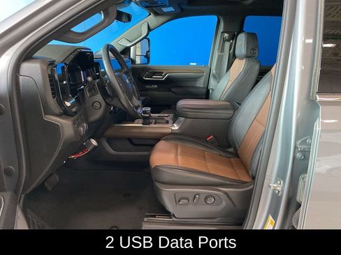 Used 2024 Chevrolet Silverado 1500 High Country w/ Technology Package AWD/4WD image 10