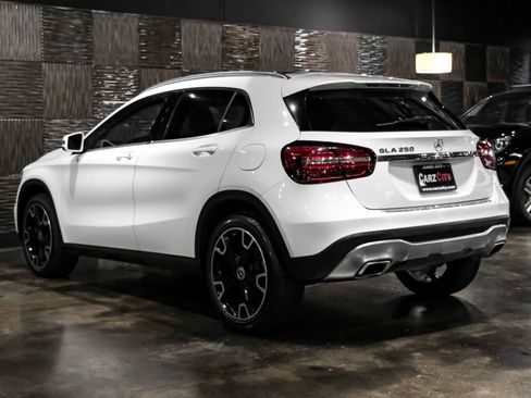 Used 2019 Mercedes-Benz GLA 250 image 10