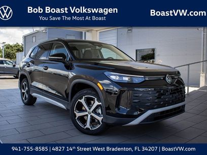 New 2025 Volkswagen Tiguan SE