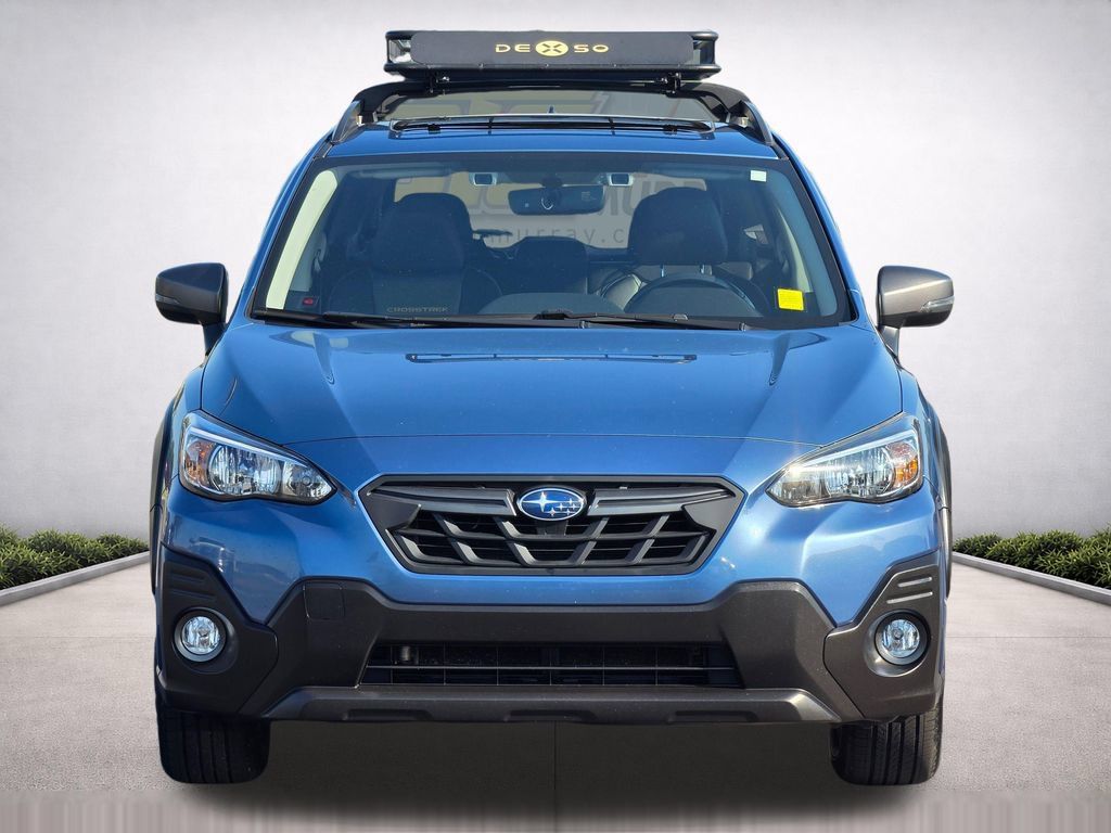 Used 2022 Subaru Crosstrek 2.5i Sport w/ Moonroof Package AWD/4WD image 3
