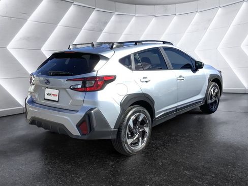 Used 2025 Subaru Crosstrek 2.5i Limited w/ Crosstrek Mirror Package image 4