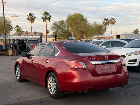 Used 2015 Nissan Altima 2.5 SV image 6