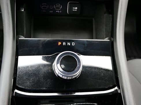 Used 2022 Jeep Grand Cherokee L Laredo w/ Luxury Tech Group I image 25