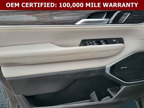 Used 2022 Jeep Wagoneer Series II AWD/4WD image 27