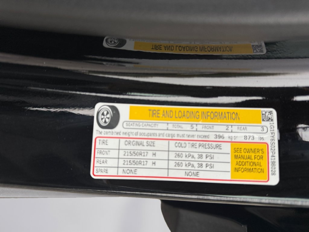 Used 2023 Chevrolet Bolt EUV LT FWD image 20