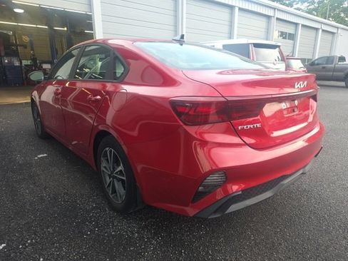 Used 2023 Kia Forte LXS FWD image 8